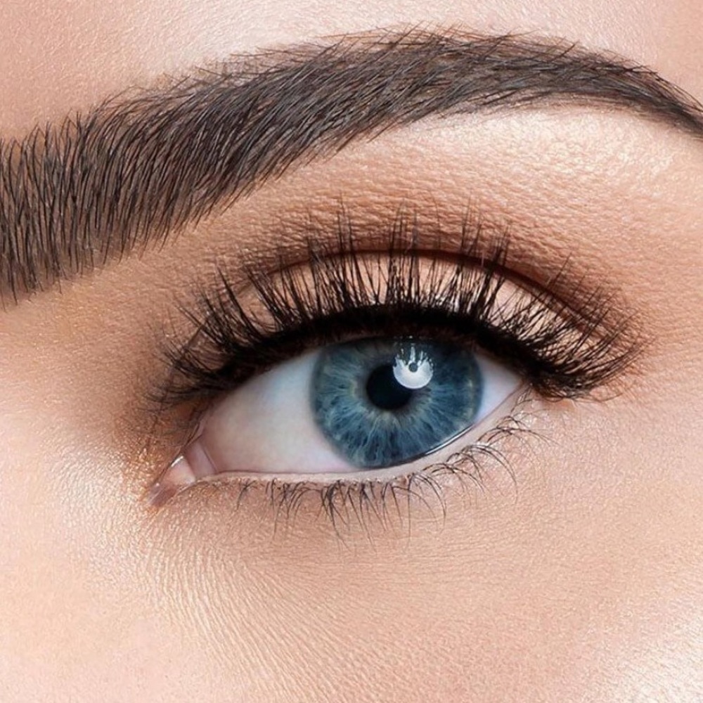 NIB Velour Luxury Mink Lashes - Its Sho Fluffy